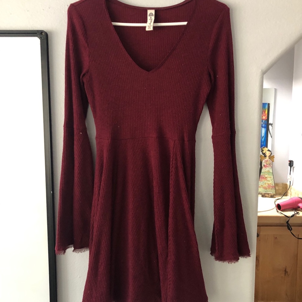 Long sleeved maroon dress